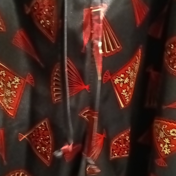 NWT sexy.. sensual cacique black/ red/gold asian-accented pajama set Size 26/28 - Picture 9 of 15